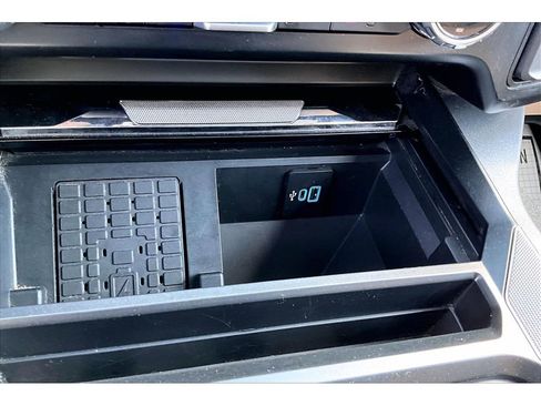 Used 2023 Ford F250 Lariat w/ Chrome Package AWD/4WD image 35