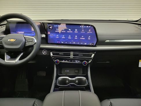 New 2026 Chevrolet Traverse LT w/ Sun and Wheel Package image 47