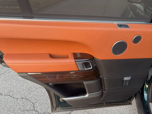 Used 2017 Land Rover Range Rover Long Wheelbase Autobiography AWD/4WD image 32