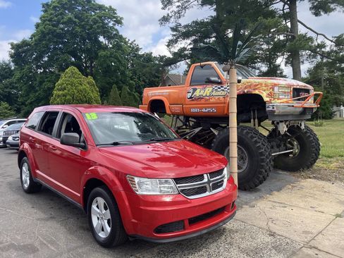 Used 2013 Dodge Journey American Value Package w/ Flexible Seating Group FWD image 2