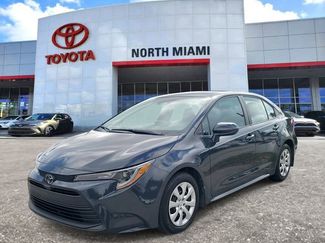 Used 2025 Toyota Corolla LE video 2