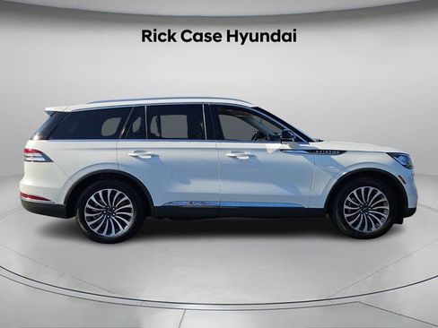 Used 2020 Lincoln Aviator Reserve w/ Equipment Group 201A image 4