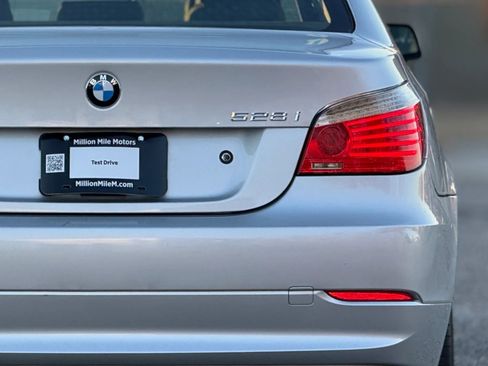 Used 2008 BMW 528i Sedan image 14