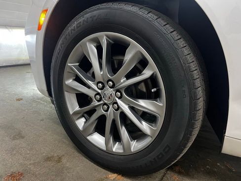 Certified 2023 Buick Enclave Avenir w/ Trailering Package, 5000 lbs. AWD/4WD image 14
