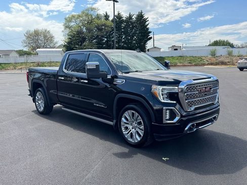 Used 2021 GMC Sierra 1500 Denali w/ Denali Ultimate Package AWD/4WD image 2