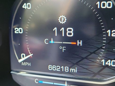 Used 2024 GMC Yukon XL Denali RWD image 36