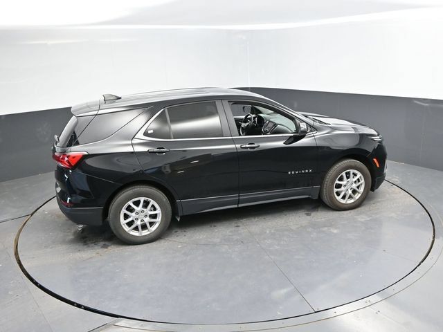 Used 2024 Chevrolet Equinox LT AWD/4WD image 35