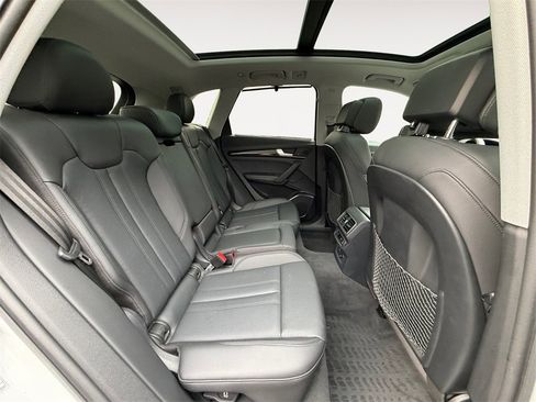 Used 2019 Audi Q5 2.0T Premium Plus w/ Premium Plus Package image 15