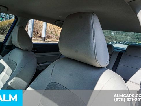 Used 2025 Nissan Altima 2.5 SV image 18