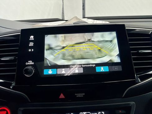 Used 2024 Honda Passport EX-L image 33