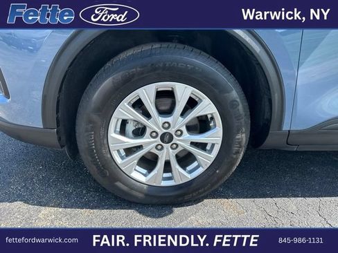 Certified 2025 Ford Escape Active AWD/4WD image 2