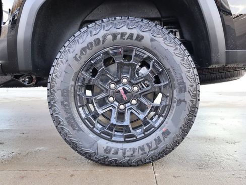New 2026 GMC Canyon Elevation w/ Convenience Package AWD/4WD image 39