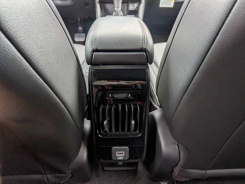 New 2026 Jeep Compass Latitude AWD/4WD image 12