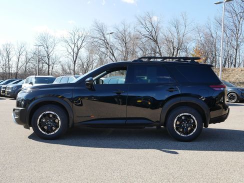 Certified 2024 Nissan Pathfinder Rock Creek image 4