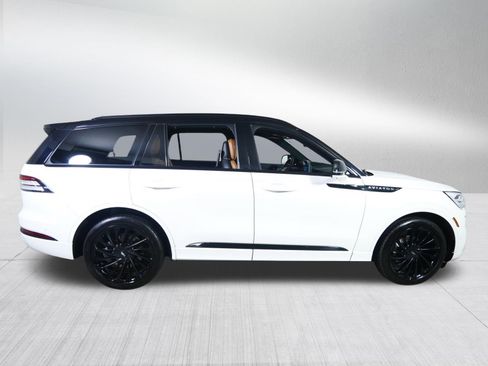 Used 2023 Lincoln Aviator Black Label image 8