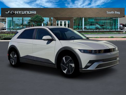 New 2026 Hyundai Ioniq 5 SEL image 10