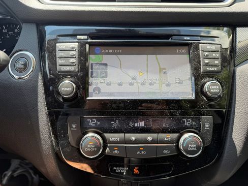 Used 2015 Nissan Rogue SL w/ SL Premium Package AWD/4WD image 17