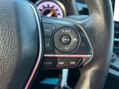 Used 2023 Toyota Camry LE image 19