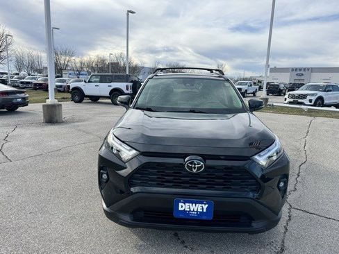 Used 2023 Toyota RAV4 XLE Premium image 2