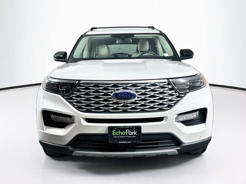 Used 2020 Ford Explorer Platinum w/ Premium Technology Package AWD/4WD image 2