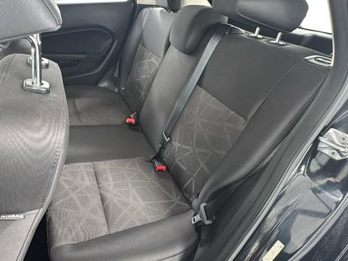 Used 2013 Ford Fiesta SE image 12