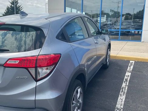 Used 2021 Honda HR-V LX image 5