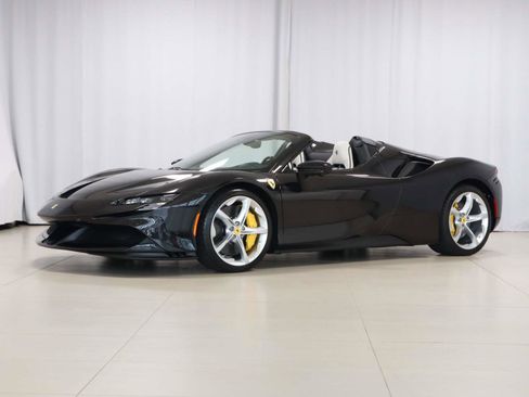 Certified 2025 Ferrari SF90 Spider image 1