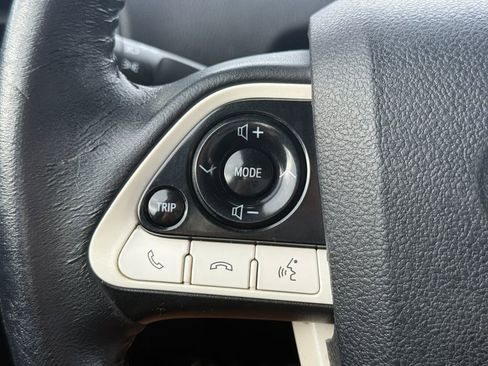 Used 2018 Toyota Prius Prime Plus FWD image 26