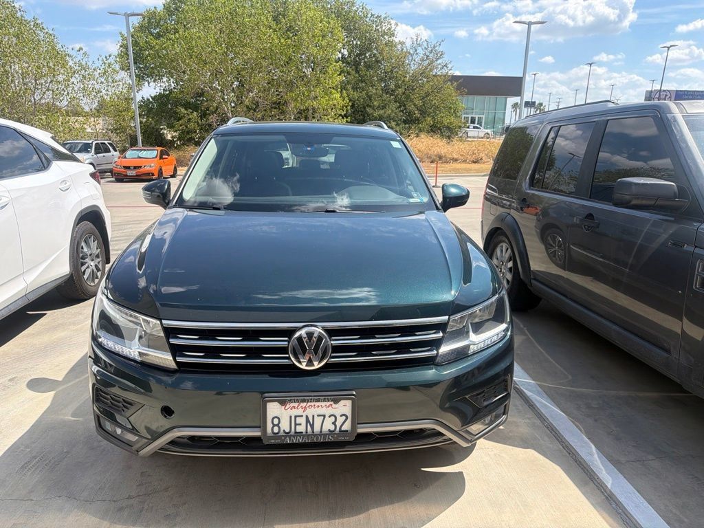 Used 2018 Volkswagen Tiguan SEL AWD/4WD image 5