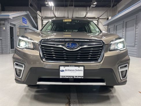 Used 2019 Subaru Forester Touring image 2
