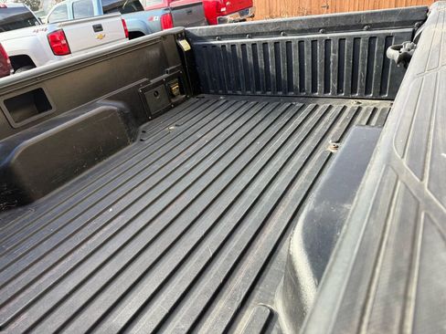 Used 2009 Toyota Tacoma w/ SR5 & TRD Off-Road Packages image 19