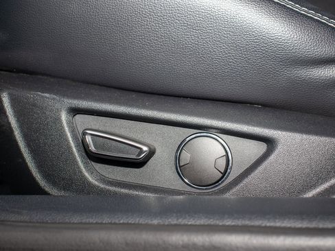 Used 2019 Ford Mustang Premium w/ Ecoboost Performance Package image 17