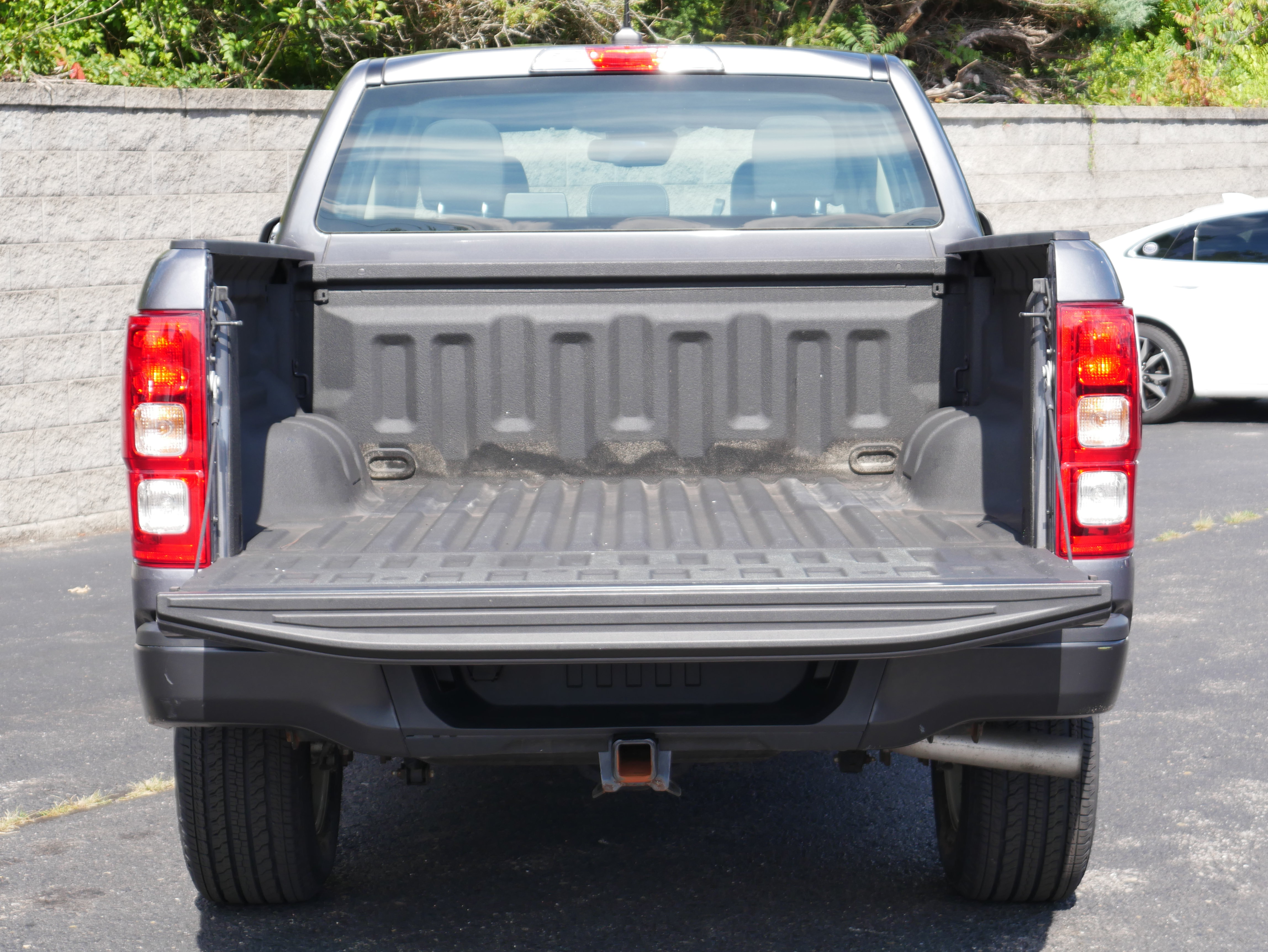 Used 2023 Ford Ranger XL w/ Equipment Group 101A High AWD/4WD image 6