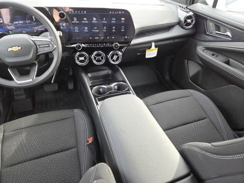 New 2025 Chevrolet Blazer EV LT image 27