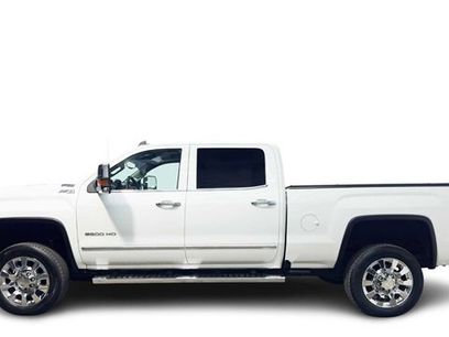 Used 2016 GMC Sierra 2500 SLT w/ Duramax Plus Package
