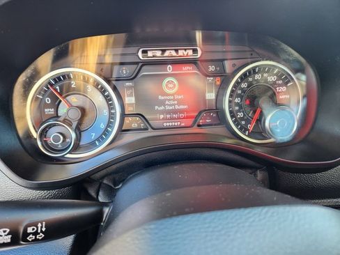 Used 2019 RAM 1500 Laramie image 19