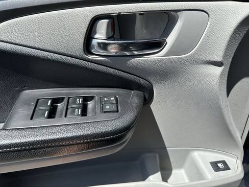 Used 2019 Honda Pilot EX image 13