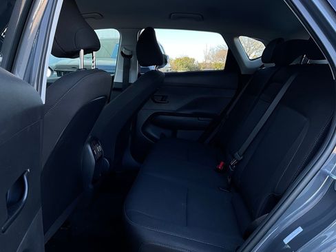 Used 2025 Hyundai Kona SEL image 12