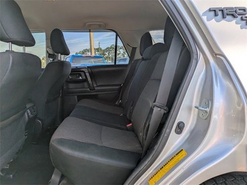 Used 2019 Toyota 4Runner TRD Off-Road image 15