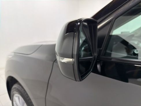 Certified 2024 Acura RDX SH-AWD image 9