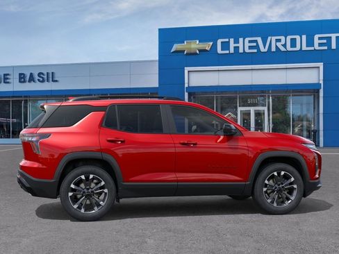 New 2026 Chevrolet Equinox RS w/ Safety and Technology Package AWD/4WD image 5