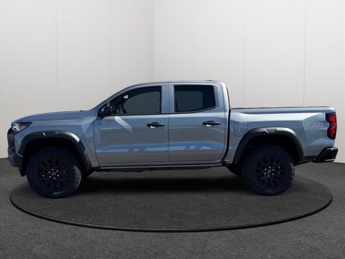 New 2026 Chevrolet Colorado Trail Boss AWD/4WD image 2