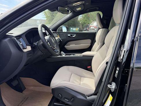 New 2026 Volvo XC60 T8 Plus w/ Protection Package Premier AWD/4WD image 15
