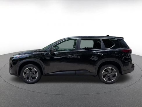 Used 2025 Nissan Rogue SV FWD image 7