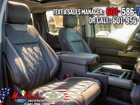 New 2026 Ford F250 Lariat w/ Black Appearance Package AWD/4WD image 9