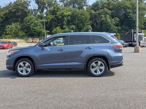 Used 2014 Toyota Highlander Limited AWD/4WD image 5