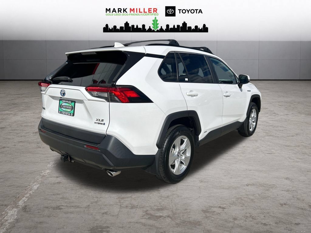 Certified 2020 Toyota RAV4 XLE w/ Convenience Package AWD/4WD image 6