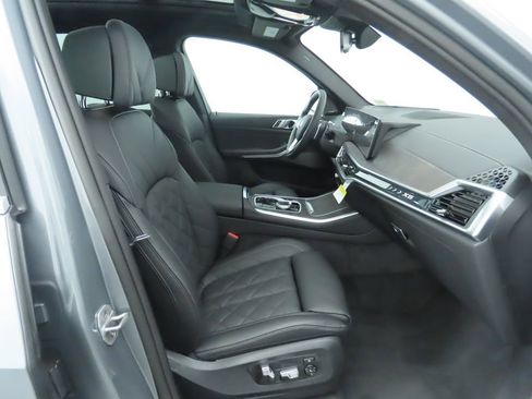 Certified 2026 BMW X5 sDrive40i image 21