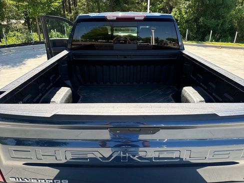 Used 2021 Chevrolet Silverado 1500 LT Trail Boss w/ Convenience Package II AWD/4WD image 32