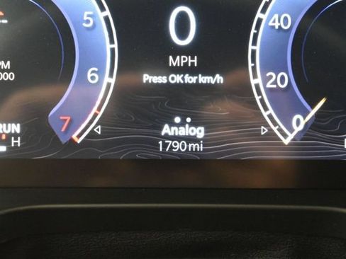 Used 2026 Jeep Grand Cherokee Limited w/ Luxury Tech Group II AWD/4WD image 38
